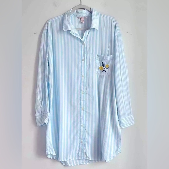 Button down - Picture 4 of 5